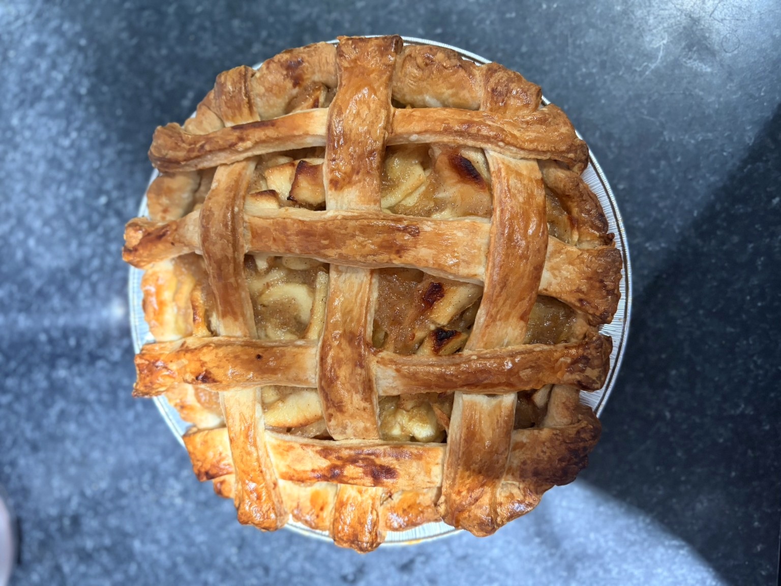 Hand-woven lattice pastry